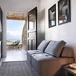 Almyra Παράγκα