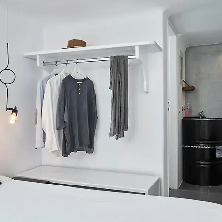 Almyra Paraga (Mykonos)