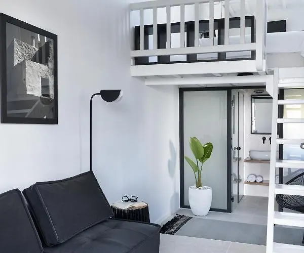 Almyra 4* Παράγκα