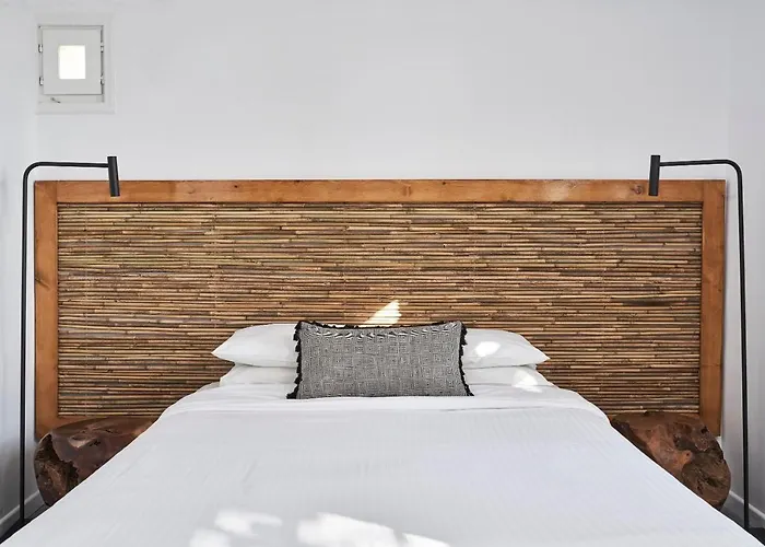 Almyra Paraga (Mykonos)